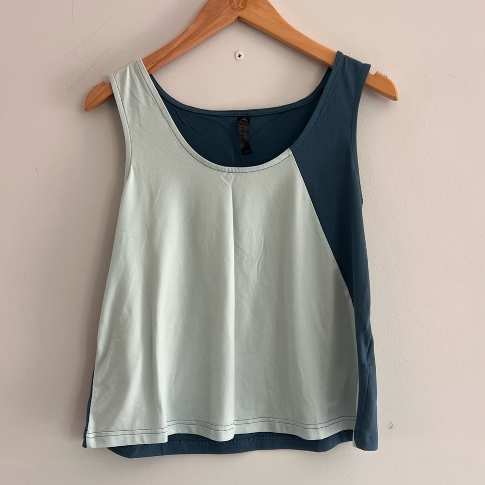 Adidas activewear tank top. Extra small. Blue. Dry fit.